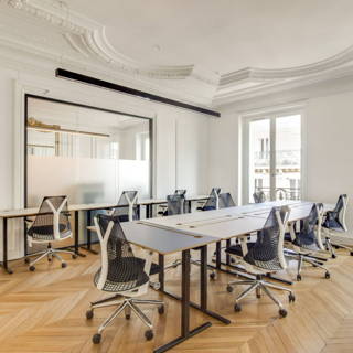 Bureau privé 20 m² 5 postes Coworking Rue de Stockholm Paris 75008 - photo 8