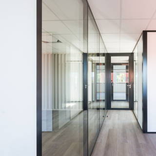Bureau privé 100 m² 8 postes Coworking Rue Jeanne Braconnier Meudon 92360 - photo 4