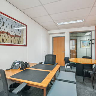 Bureau privé 20 m² 3 postes Coworking Rue Jean Jaurès Levallois-Perret 92300 - photo 1