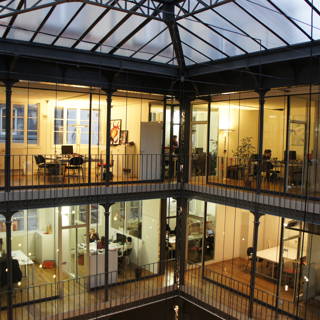 Bureau privé 80 m² 15 postes Coworking Rue Alexandre Parodi Paris 75010 - photo 1