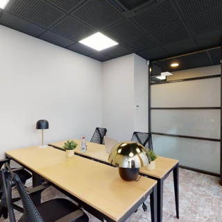 Bureau privé 30 m² 9 postes Coworking Rue d'Athènes Lille 59800 - photo 5
