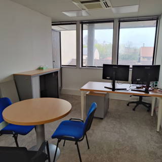 Open Space  8 postes Coworking Rue Etienne Dolet Malakoff 92240 - photo 4