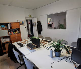 Bureau privé 12 m² 6 postes Coworking Rue Élisabeth Vigée Le Brun Paris 75015 - photo 1