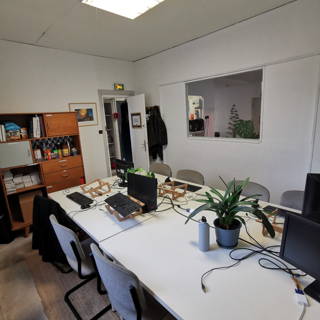 Bureau privé 12 m² 6 postes Coworking Rue Élisabeth Vigée Le Brun Paris 75015 - photo 3