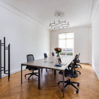 Bureau privé 30 m² 8 postes Coworking Rue Jouffroy d'Abbans Paris 75017 - photo 3