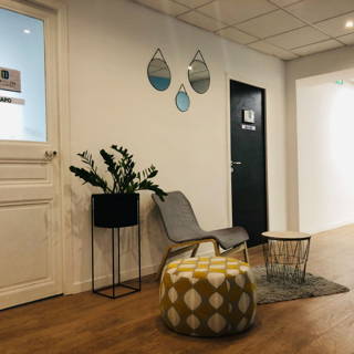 Bureau privé 22 m² 6 postes Coworking Rue de la République Marseille 13001 - photo 6