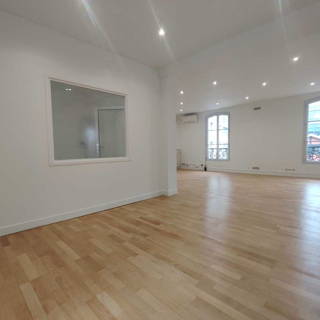 Bureau privé 48 m² 12 postes Coworking Rue Honoré d'Estienne d'Orves Suresnes 92150 - photo 2