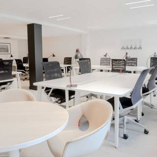 Bureau privé 90 m² 22 postes Coworking Rue de Villiers Neuilly-sur-Seine 92200 - photo 3