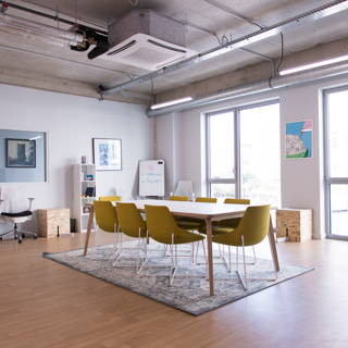 Open Space  1 poste Coworking Boulevard Jean Moulin Angers 49100 - photo 2