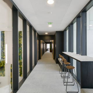 Bureau privé 36 m² 10 postes Coworking Rue Amédée Saint-Germain Bordeaux 33800 - photo 4