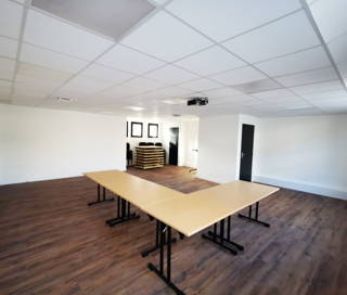 Bureau privé 13 m² 2 postes Coworking Place Michelet Tours 37000 - photo 1