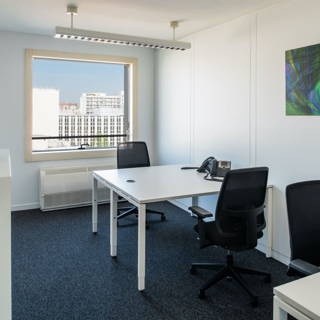 Bureau privé 20 m² 4 postes Coworking Rue de la Vanne Montrouge 92120 - photo 9