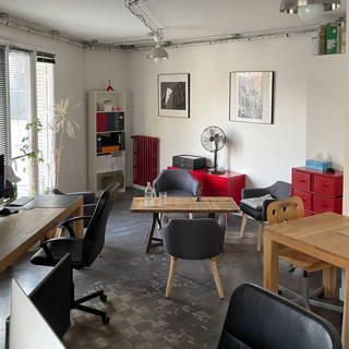 Bureau privé 26 m² 4 postes Coworking Rue Auguste Gervais Issy-les-Moulineaux 92130 - photo 1