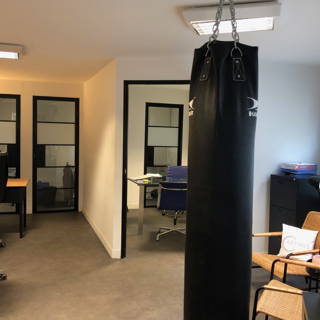 Bureau privé 40 m² 6 postes Coworking Rue de Paris Boulogne-Billancourt 92100 - photo 1