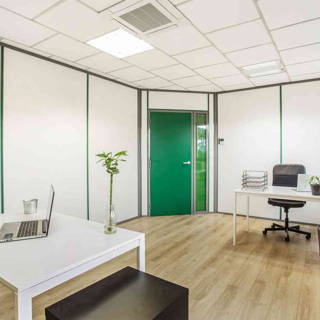 Bureau privé 31 m² 8 postes Coworking Rue Laure Diebold Lyon 69009 - photo 1