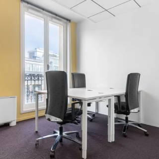 Bureau privé 8 m² 2 postes Coworking Rue du 4 septembre Paris 75002 - photo 6