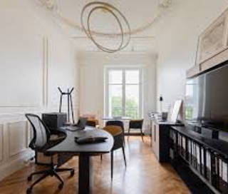 Bureau privé 25 m² 4 postes Coworking Rue Royale Paris 75008 - photo 1