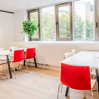 Bureau privé 90 m² 22 postes Coworking Rue de Villiers Neuilly-sur-Seine 92200 - photo 8