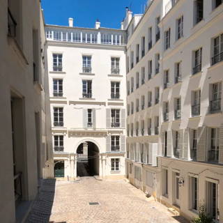 Bureau privé 17 m² 3 postes Location bureau Rue de Châteaudun Paris 75009 - photo 4