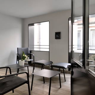 Bureau privé 61 m² 10 postes Coworking Rue du Président Edouard Herriot Lyon 69002 - photo 4