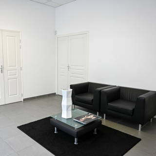 Bureau privé 15 m² 1 poste Location bureau Rue de Metz Nanterre 92000 - photo 3