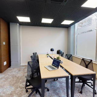 Bureau privé 30 m² 9 postes Coworking Rue d'Athènes Lille 59800 - photo 3