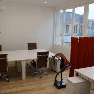 Bureau privé 40 m² 8 postes Location bureau Rue Bichat Paris 75010 - photo 5