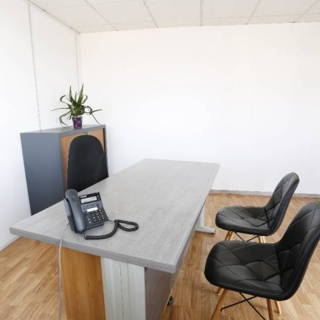 Open Space  8 postes Coworking Rue Auguste Piccard Saint-Genis-Pouilly 01630 - photo 4