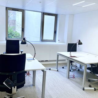 Bureau privé 20 m² 4 postes Coworking Rue de Rouvray Neuilly-sur-Seine 92200 - photo 1