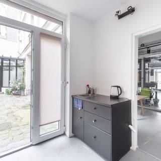 Espace indépendant 130 m² 20 postes Coworking Rue de l'Aqueduc Paris 75010 - photo 5