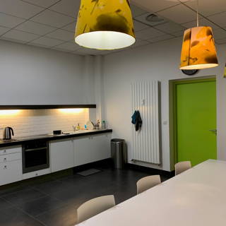 Bureau privé 10 m² 1 poste Coworking Rue Jacques-Louis Hénon Lyon 69004 - photo 4