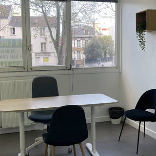 Bureau privé 14 m² 1 poste Coworking Rue du Bournard Colombes 92700 - photo 1
