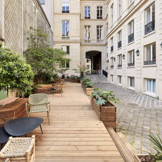Bureau privé 31 m² 8 postes Location bureau Rue de Penthièvre Paris 75008 - photo 3