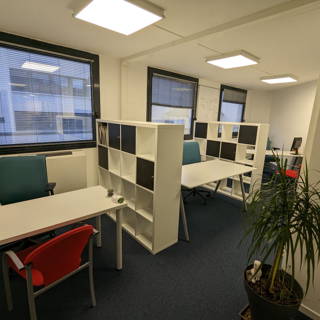 Bureau privé 65 m² 3 postes Coworking Rue Guilloud Lyon 69003 - photo 6