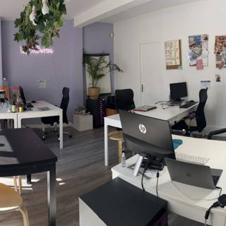 Bureau privé 29 m² 4 postes Coworking Rue Vignon Paris 75008 - photo 2