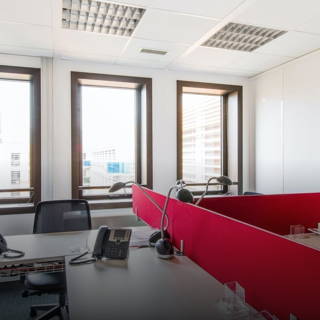 Bureau privé 56 m² 14 postes Coworking Rue des 3 Fontanot Nanterre 92000 - photo 1