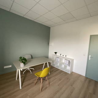 Bureau privé 15 m² 1 poste Coworking Rue Louis Armand Tourcoing 59200 - photo 3