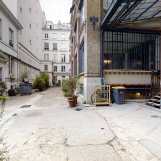 Bureau privé 23 m² 5 postes Location bureau Rue Martel Paris 75010 - photo 4
