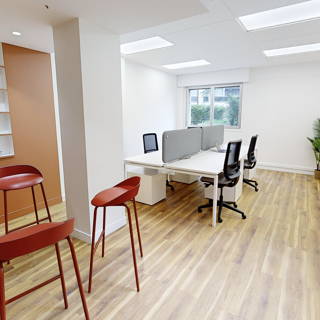 Espace indépendant 40 m² 4 postes Location bureau Rue des Dames Augustines Neuilly-sur-Seine 92200 - photo 1