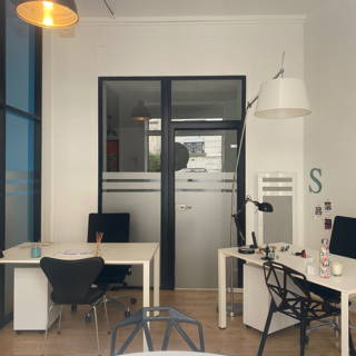 Bureau privé 22 m² 3 postes Coworking Rue des Acacias Paris 75017 - photo 8